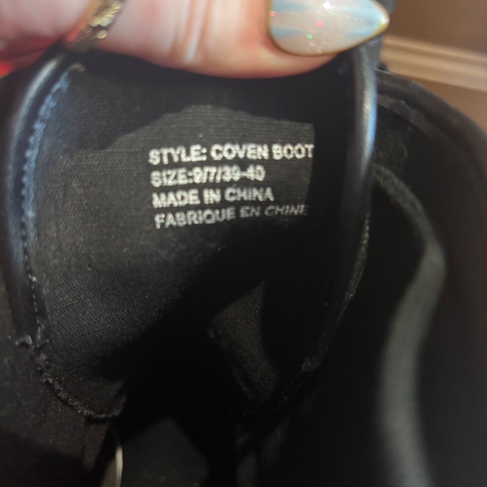 Coven Boots - Picture 8 of 9
